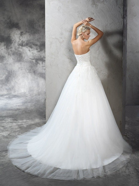 Sleeveless Long Applique Ball Gown Strapless Satin Wedding Dresses