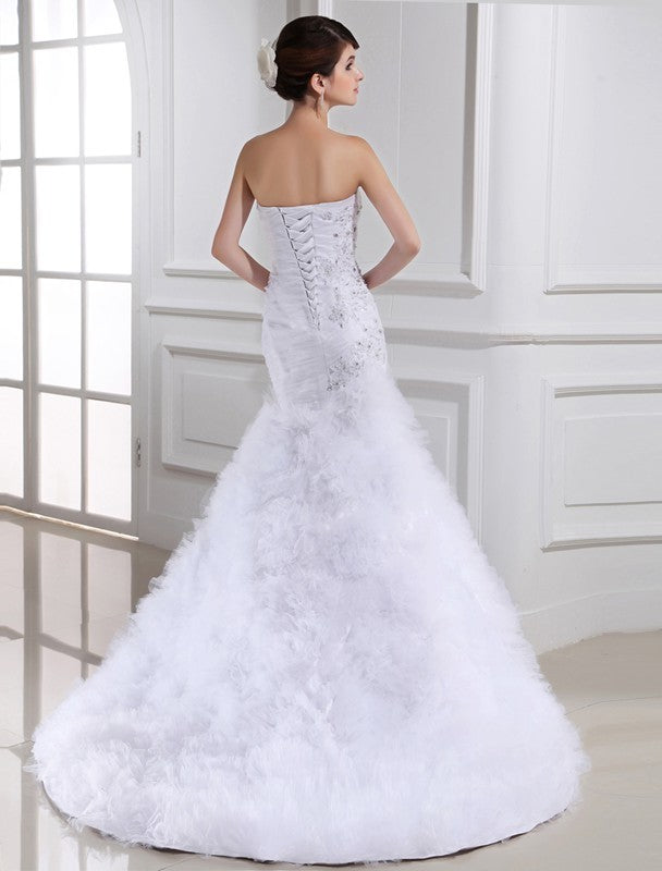 Tulle Trumpet/Mermaid Sleeveless Beading Long Wedding Dresses