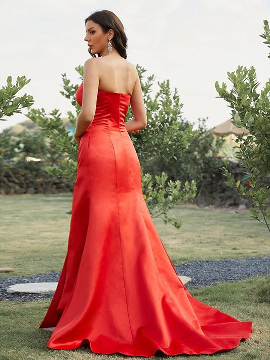 Satin Sleeveless Ruched Sheath/Column Strapless Sweep/Brush Train Dresses