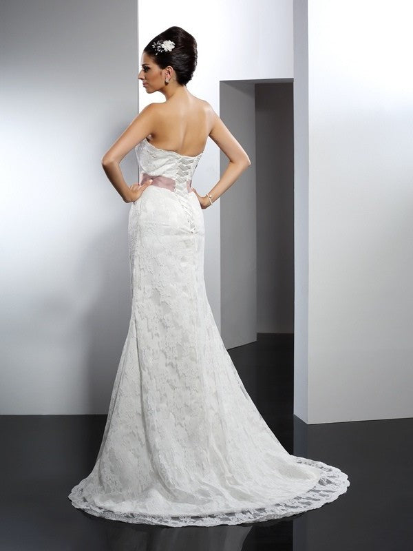 Strapless Long Lace Trumpet/Mermaid Sleeveless Lace Wedding Dresses