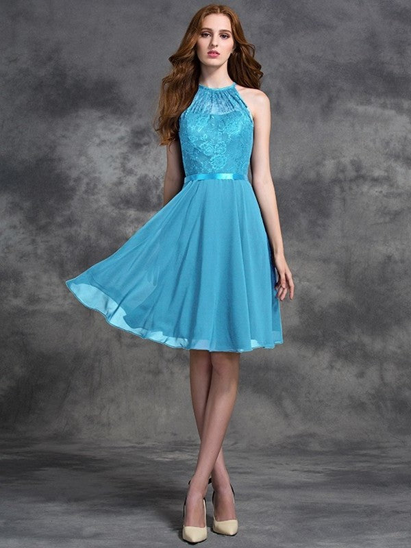 Short Lace Sleeveless Halter A-line/Princess Chiffon Bridesmaid Dresses