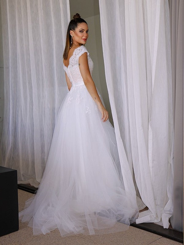 A-Line/Princess Sleeveless Tulle Lace V-neck Floor-Length Wedding Dresses