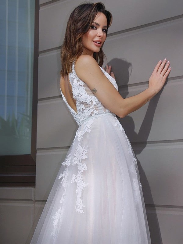 A-Line/Princess Sleeveless V-neck Applique Sweep/Brush Tulle Train Wedding Dresses