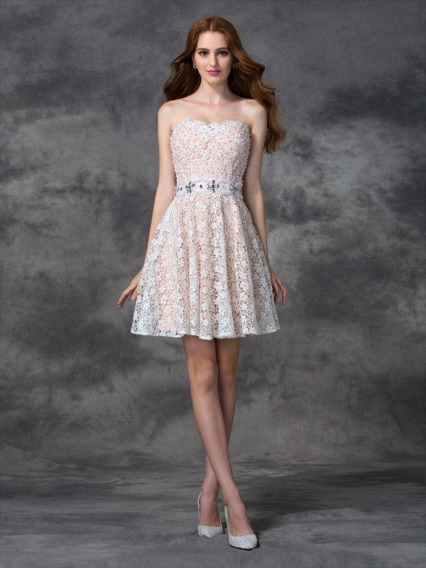 A-line/Princess Sweetheart Lace Homecoming Dresses Sleeveless Short Kaydence Lace Cocktail Dresses