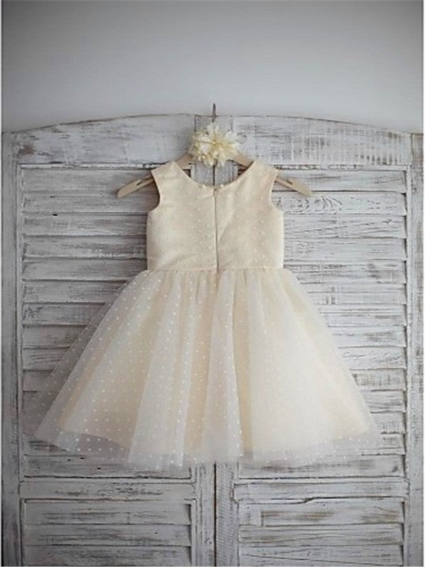 Sleeveless Tea-Length Hand-made Tulle Flower Scoop A-line/Princess Flower Girl Dresses