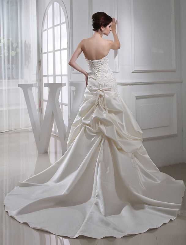 Long Beading Sleeveless Satin Trumpet/Mermaid Strapless Wedding Dresses