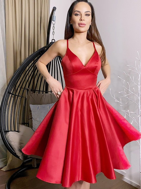 Sleeveless V-neck Satin A-Line/Princess Short/Mini Homecoming Dresses