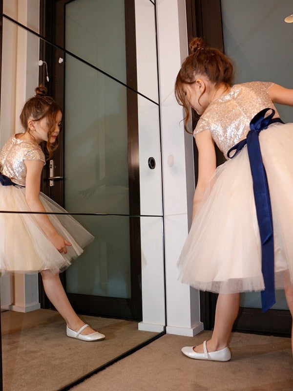 Tulle Short Sash/Ribbon/Belt Sleeves A-Line/Princess Scoop Knee-Length Flower Girl Dresses