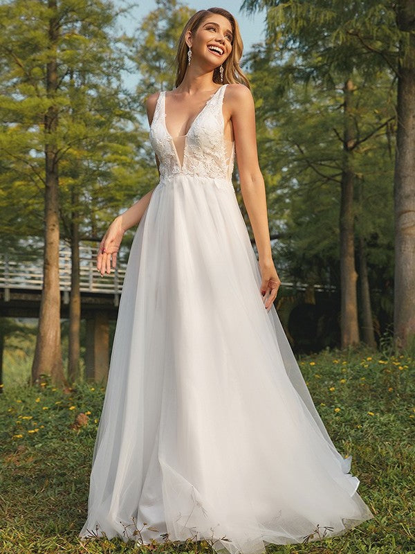 Sweep/Brush V-neck Tulle Applique Sleeveless A-Line/Princess Train Wedding Dresses