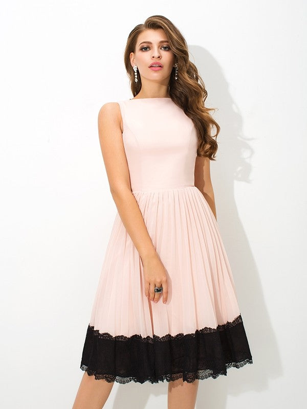 A-Line/Princess Homecoming Dresses High Neck Lace Aurora Sleeveless Short Chiffon Cocktail Dresses