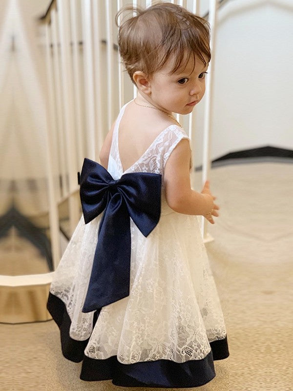 Bowknot Scoop Lace Sleeveless A-Line/Princess Tea-Length Flower Girl Dresses