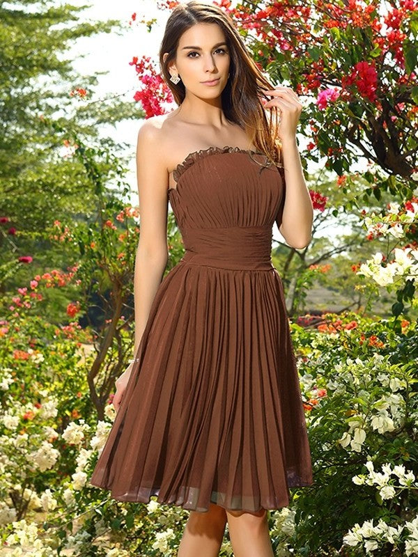 Sleeveless Short A-Line/Princess Strapless Pleats Chiffon Bridesmaid Dresses