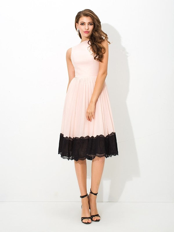 A-Line/Princess Homecoming Dresses High Neck Lace Aurora Sleeveless Short Chiffon Cocktail Dresses