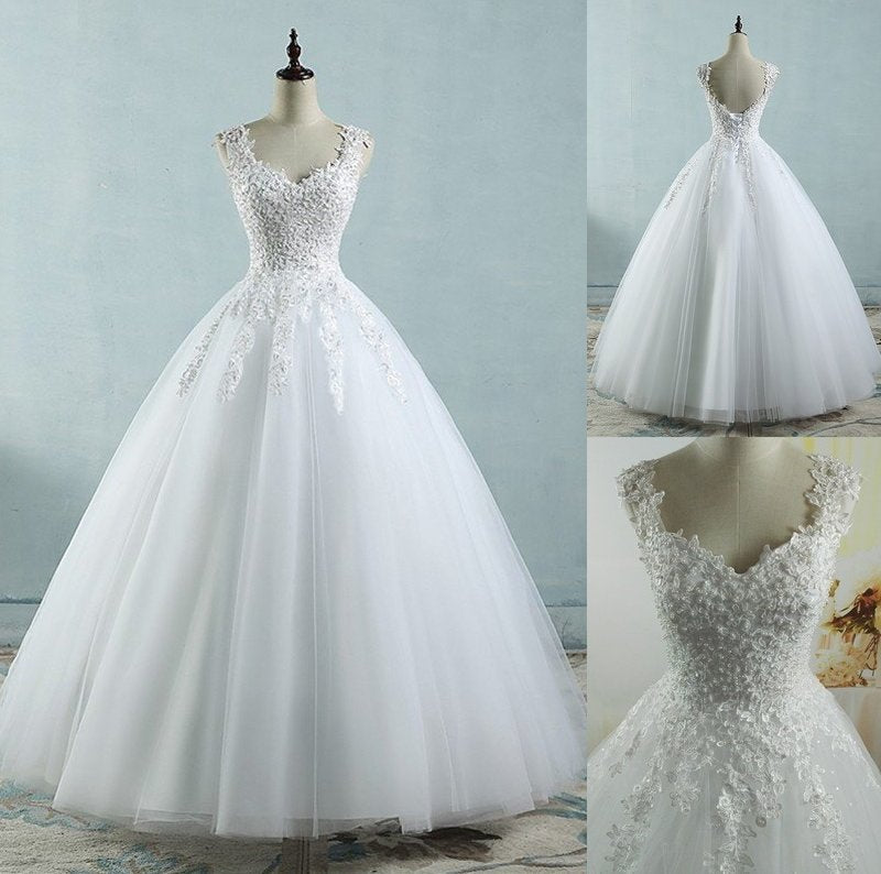 Sweetheart Ball Applique V-neck Gown Sleeveless Floor-Length Tulle Wedding Dresses