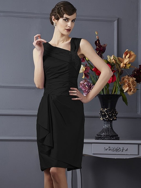 Short Sheath/Column Sleeveless Applique Taffeta Bridesmaid Dresses