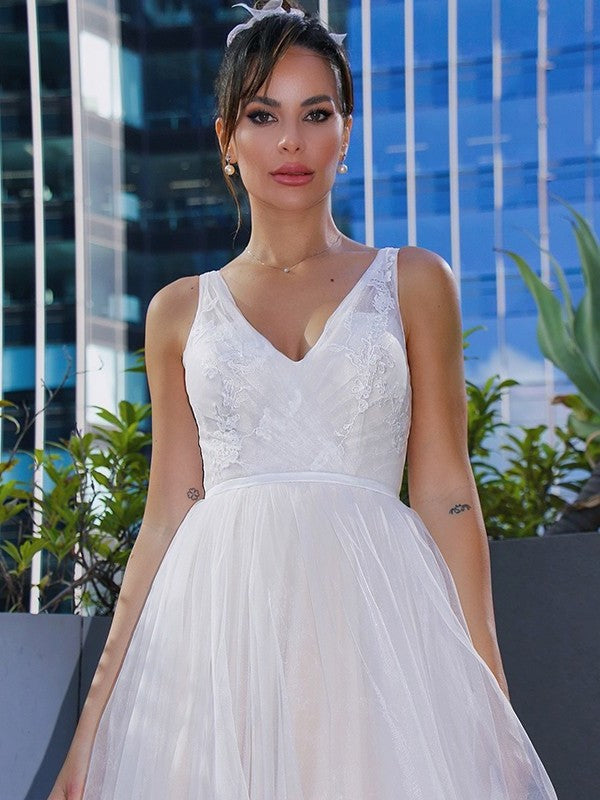 V-neck Applique A-Line/Princess Tulle Sweep/Brush Sleeveless Train Wedding Dresses