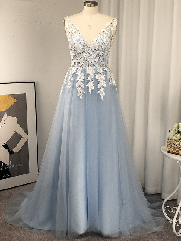 Sweep/Brush Tulle Train A-Line/Princess Applique V-neck Sleeveless Dresses