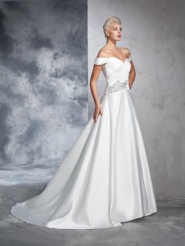 Sleeveless Gown Off-the-Shoulder Long Ruched Ball Taffeta Wedding Dresses