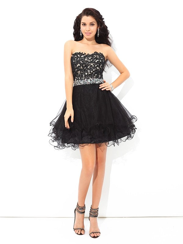 A-Line/Princess Sweetheart Applique Homecoming Dresses Sleeveless Short Satin Cocktail Dresses Yasmine