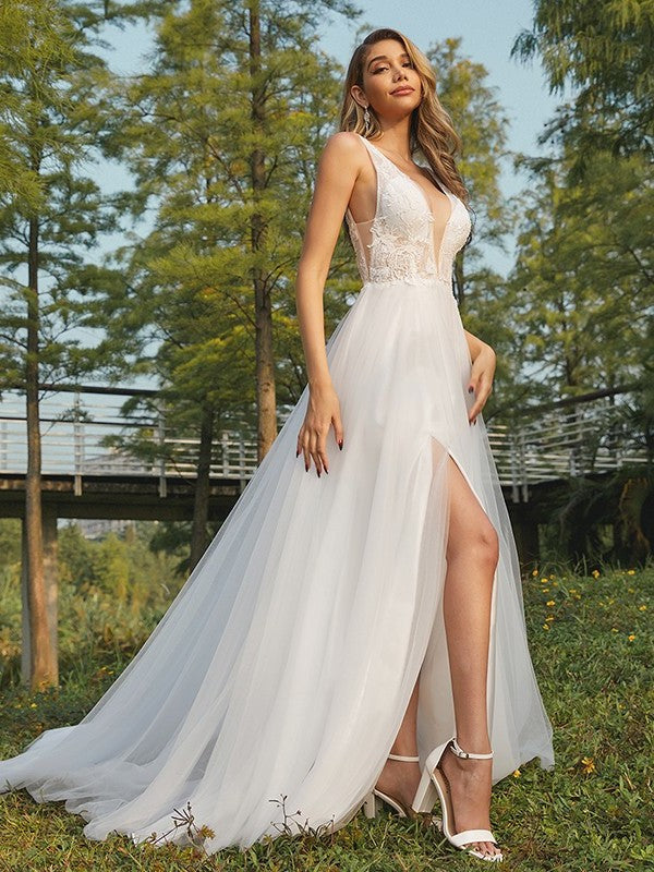 Sweep/Brush V-neck Tulle Applique Sleeveless A-Line/Princess Train Wedding Dresses