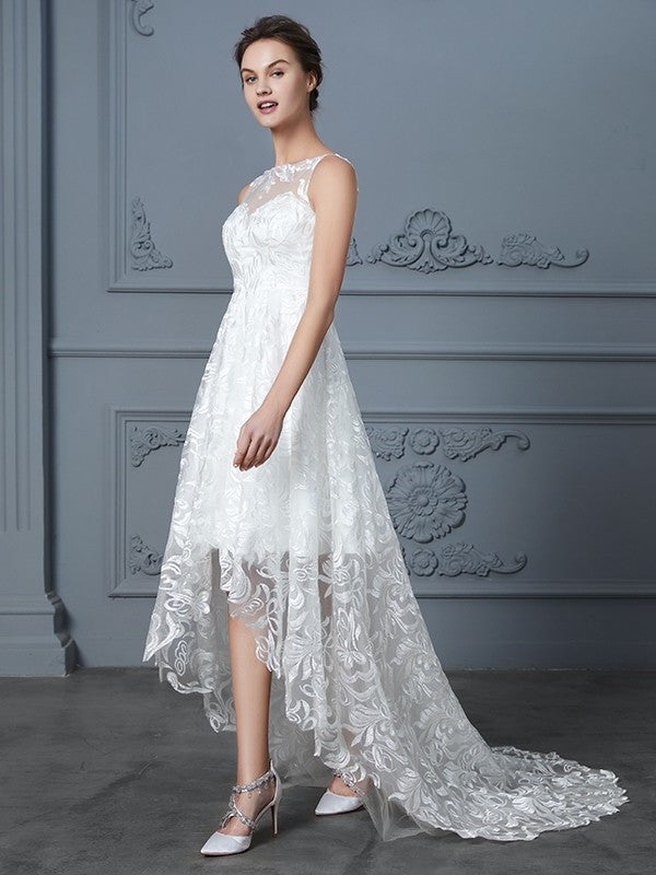 Sleeveless Scoop Asymmetrical A-Line/Princess Lace Wedding Dresses