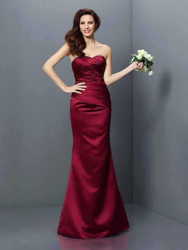 Pleats Sleeveless Trumpet/Mermaid Strapless Long Satin Bridesmaid Dresses