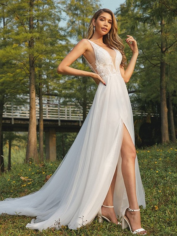 Sweep/Brush V-neck Tulle Applique Sleeveless A-Line/Princess Train Wedding Dresses