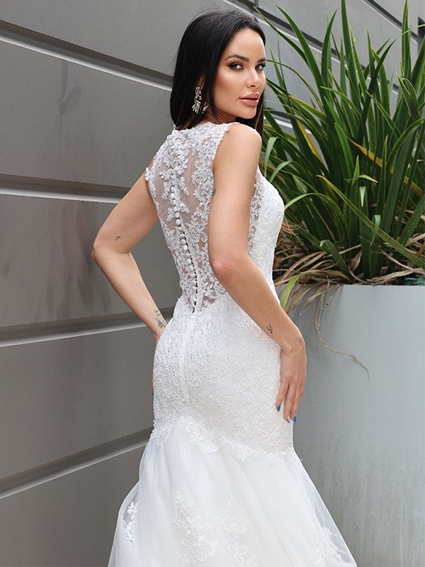 Lace Sweep/Brush Tulle Sleeveless Trumpet/Mermaid V-neck Train Wedding Dresses