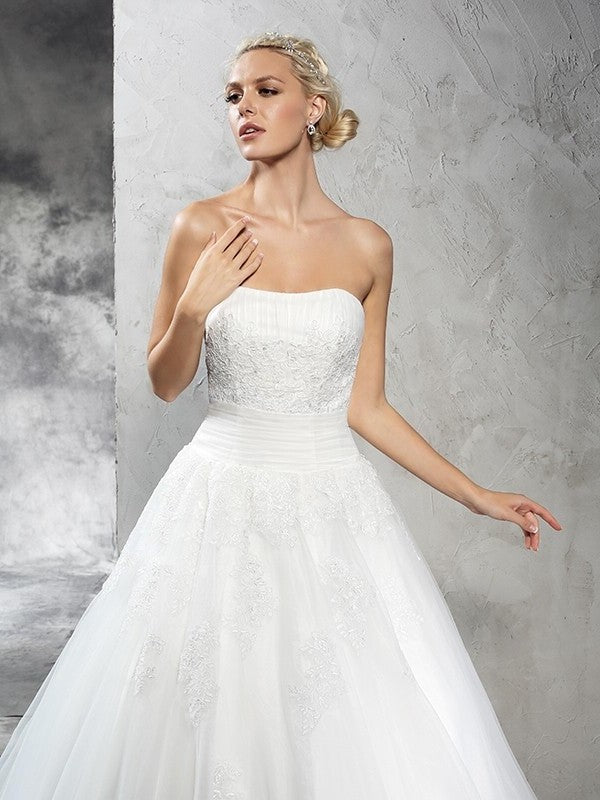 Sleeveless Long Applique Ball Gown Strapless Satin Wedding Dresses