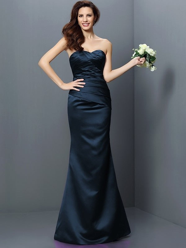 Pleats Sleeveless Trumpet/Mermaid Strapless Long Satin Bridesmaid Dresses