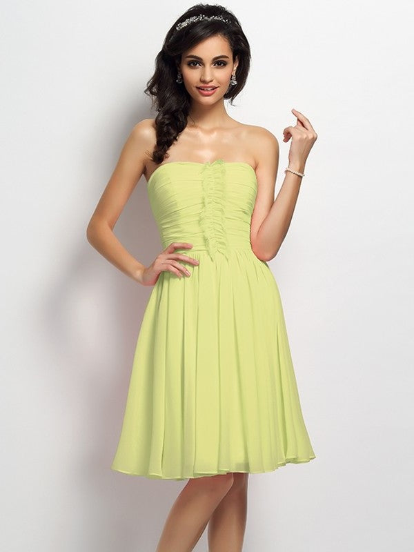 Sleeveless Pleats Strapless A-Line/Princess Short Chiffon Bridesmaid Dresses