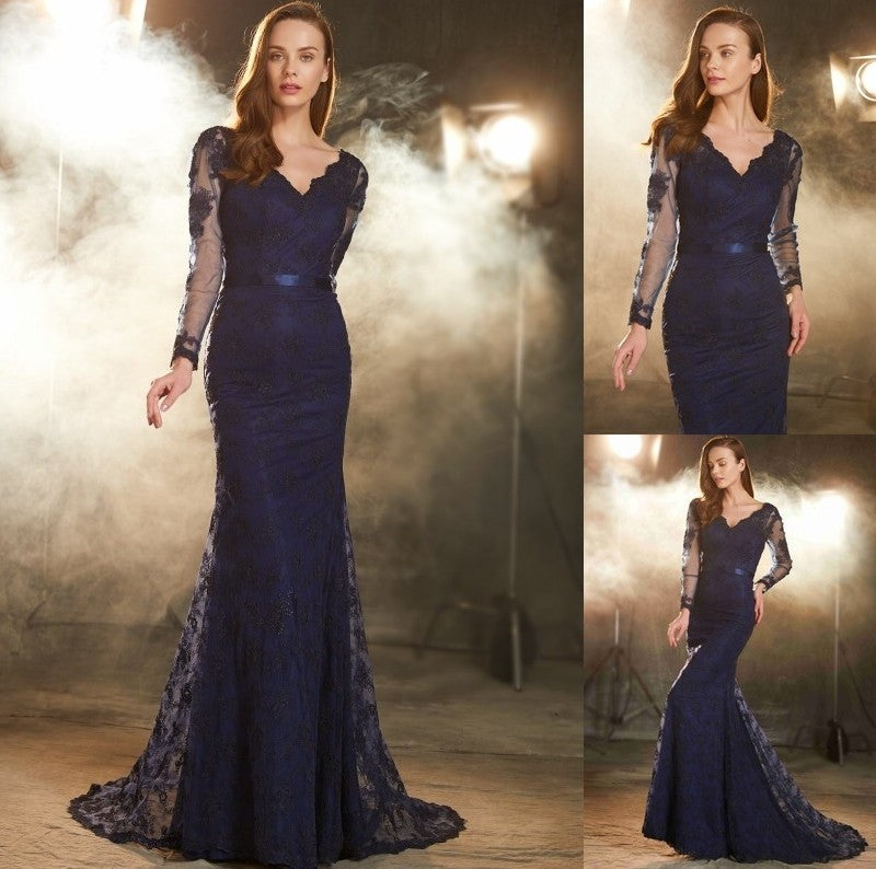 Sleeves Trumpet/Mermaid V-neck Long Applique Sweep/Brush Train Lace Dresses