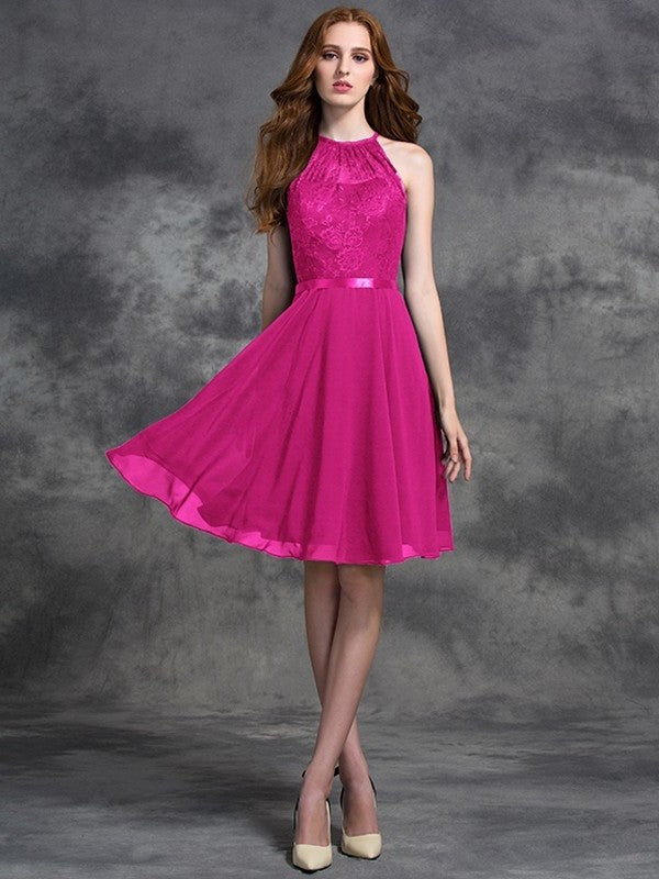 Short Lace Sleeveless Halter A-line/Princess Chiffon Bridesmaid Dresses