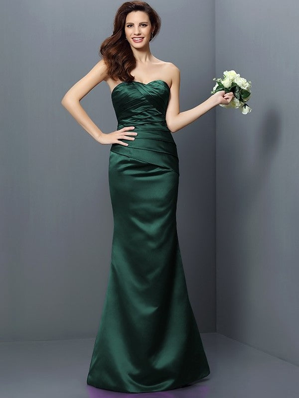 Pleats Sleeveless Trumpet/Mermaid Strapless Long Satin Bridesmaid Dresses