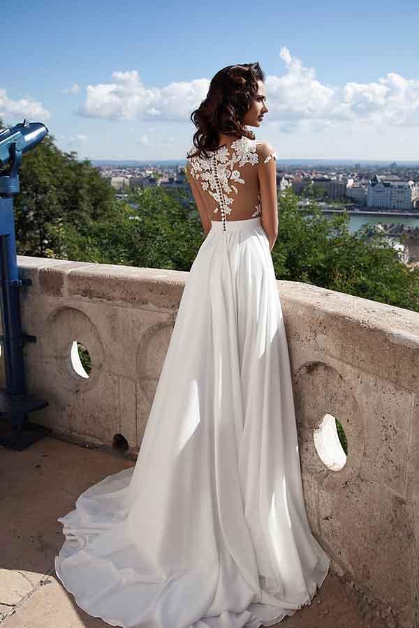 2024 Lovely Off White Lace Appliques Cap Sleeves Long Chiffon Beach Wedding Dresses JS304