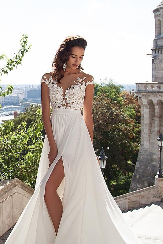 2024 Lovely Off White Lace Appliques Cap Sleeves Long Chiffon Beach Wedding Dresses JS304