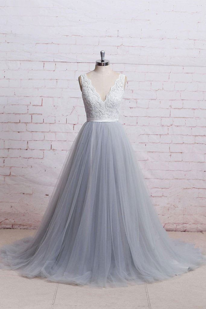 A-Line V-Neck Ivory Lace Bodice Grey Tulle Skirt Chapel Train Appliques Wedding Dress JS287